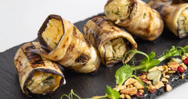 ბადრიჯანი Rolls ყველით და მწვანილით 10 ცალი