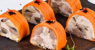 ქათამი ტერინი ღვიძლით და შამპანურით