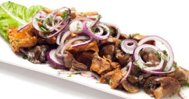 ასორტირებული პიკანტური სოკოები