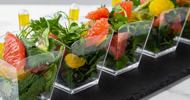 ბალახების სალათი ფორთოხლისა და გრეიფრუტის სეგმენტებით 10 ცალი.