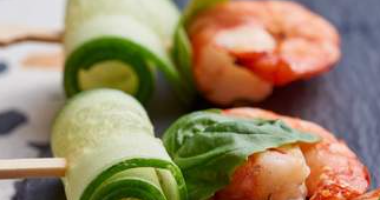 კანაპები მეფე კრევეტებით 10 ცალი.