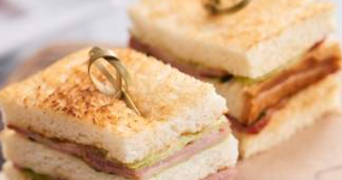 მინი ინდაურის სენდვიჩი (57 ც.)