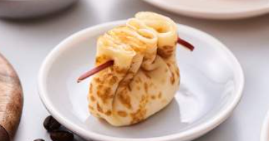 ბლინის ტომარა ხაჭოთი და ქიშმიშით 10 ცალი