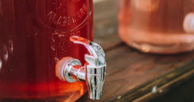 ДОМАШНИЙ КЛУБНИЧНЫЙ ЛИМОНАД (1000 МЛ)