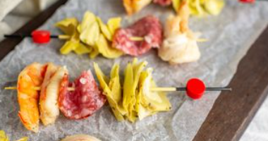 САЛЯМИ С ТИГРОВОЙ КРЕВЕТКОЙ И АРТИШОКОМ 10 шт