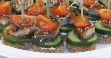 КАНАПЕ С УГРЕМ ПОРЦИЯ:20ШТ