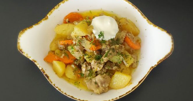 Жаркое по-русски со сметаной