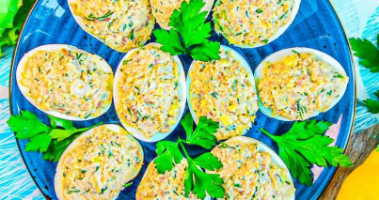 Яйца с консервами рыбными